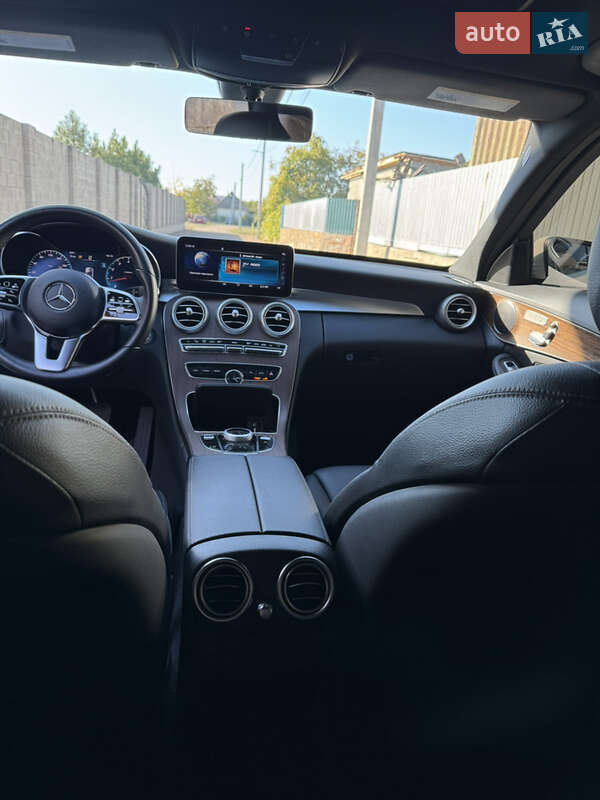 Mercedes-Benz C-Class 2021