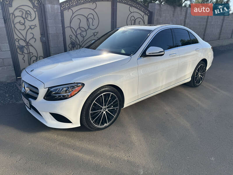 Mercedes-Benz C-Class 2021