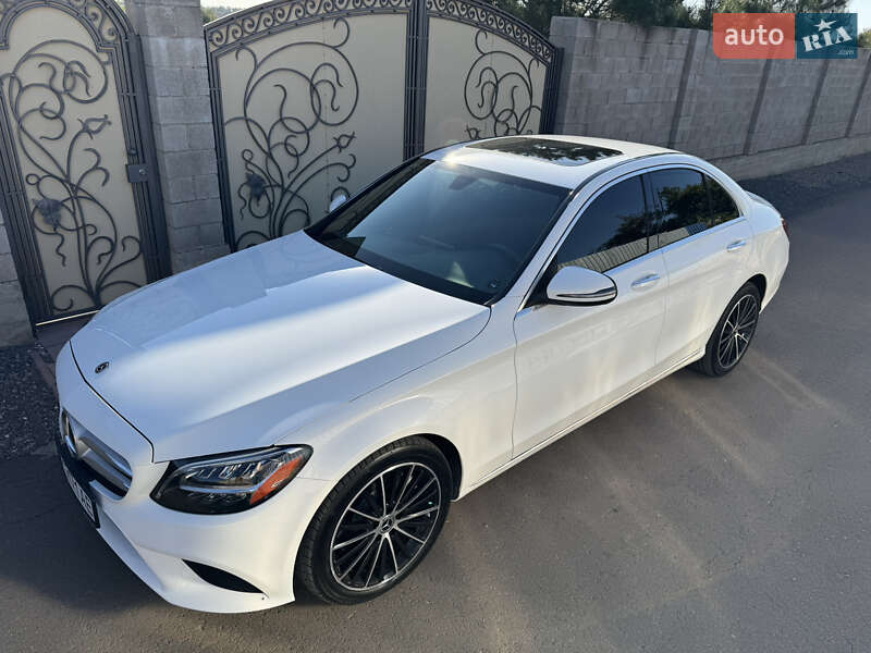 Mercedes-Benz C-Class 2021