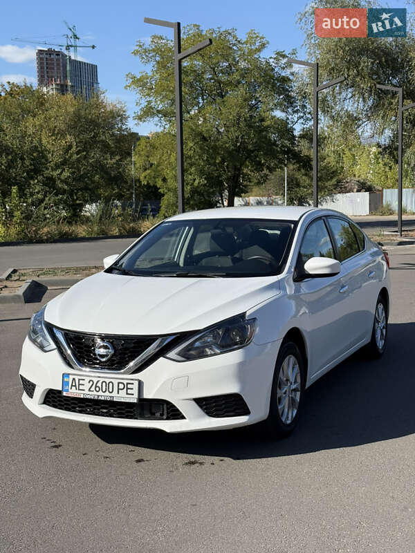 Nissan Sentra 2018