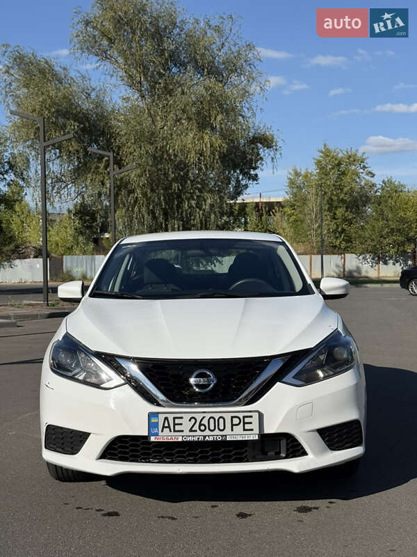 Nissan Sentra 2018