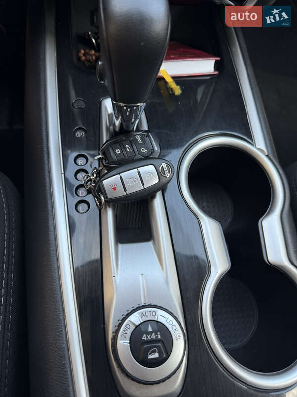 Nissan Pathfinder 2018