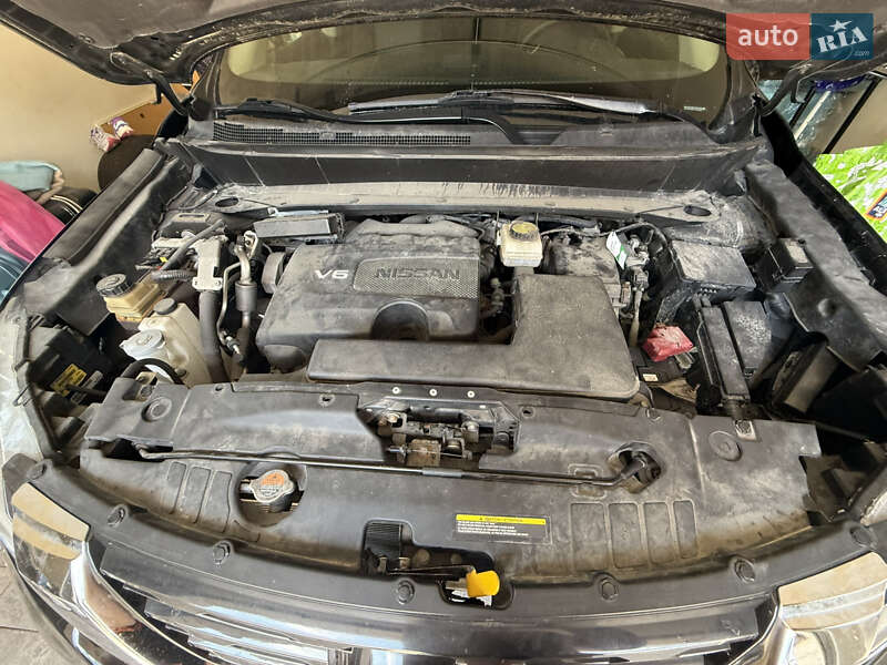 Nissan Pathfinder 2018