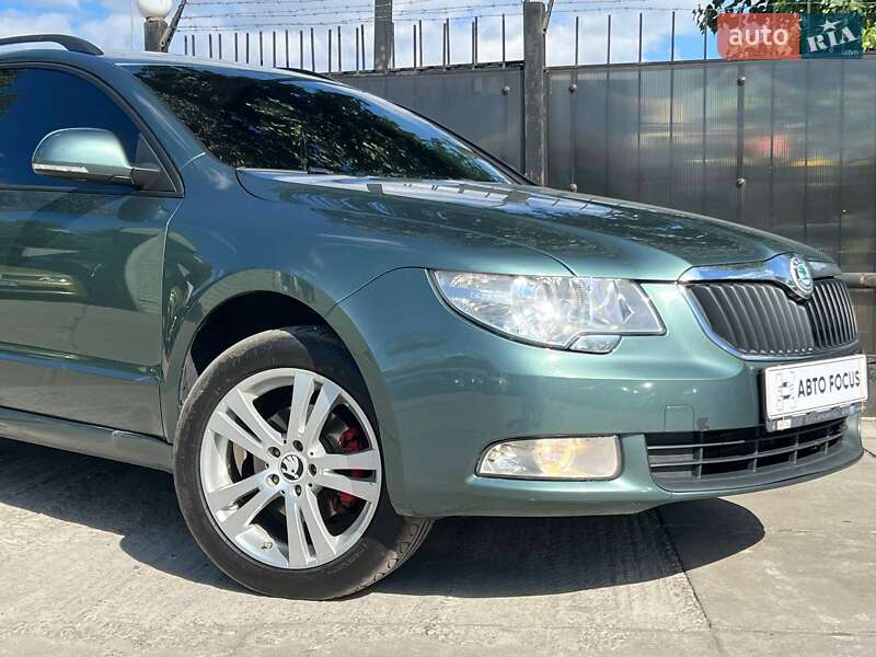 Skoda Superb 2011