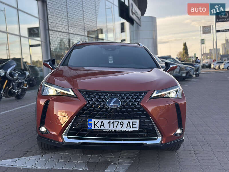 Lexus-23