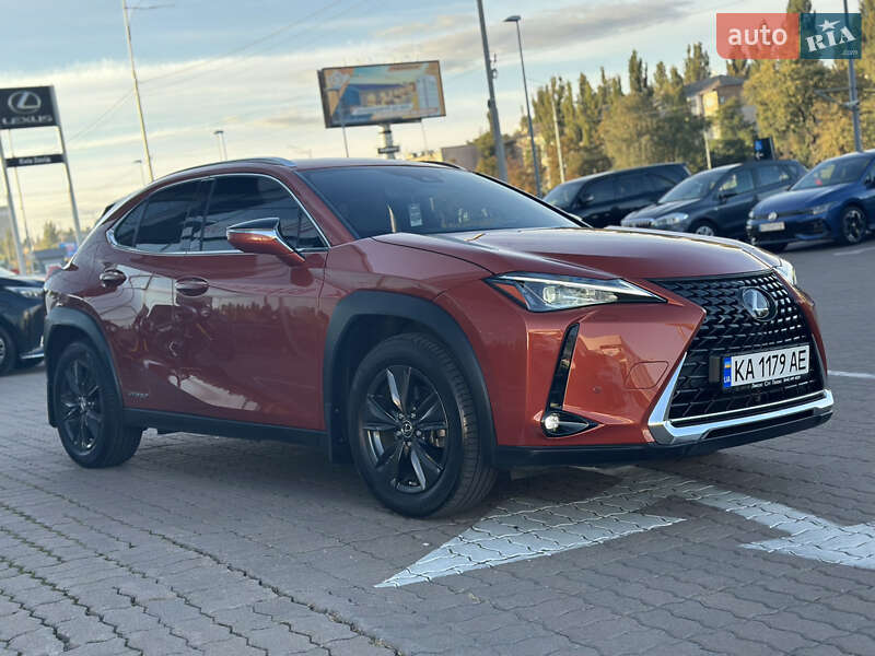Lexus-0