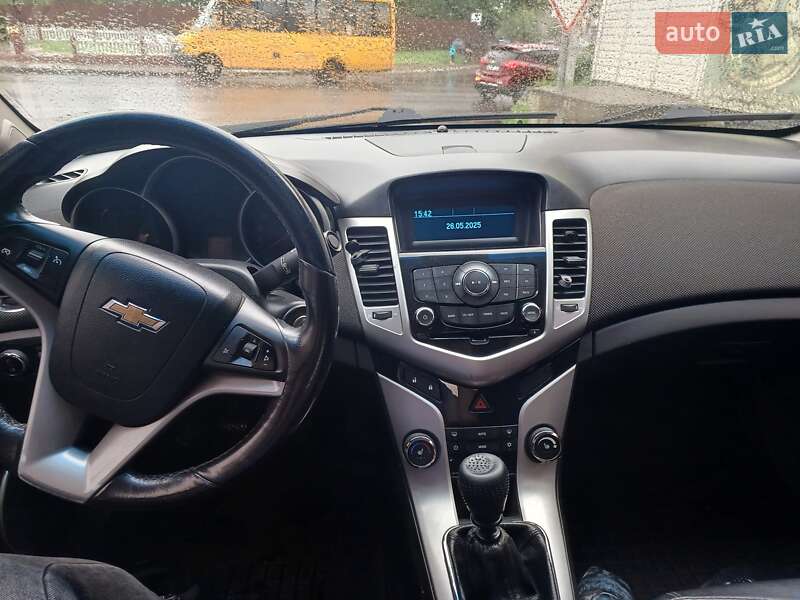 Chevrolet Cruze 2012