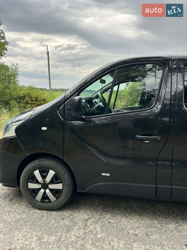 Renault Trafic 2015