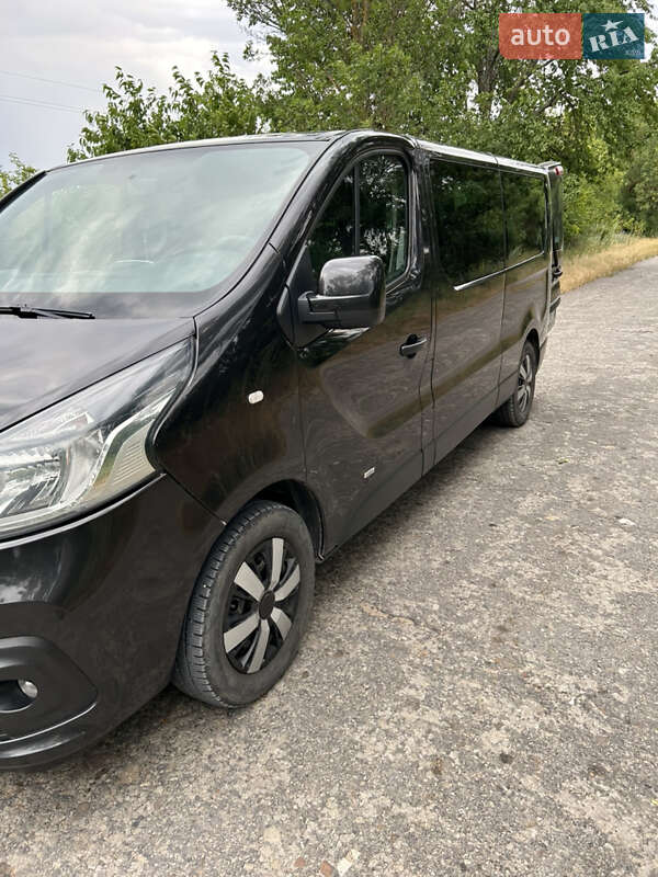 Renault Trafic 2015