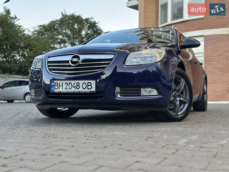 Opel Insignia 2011