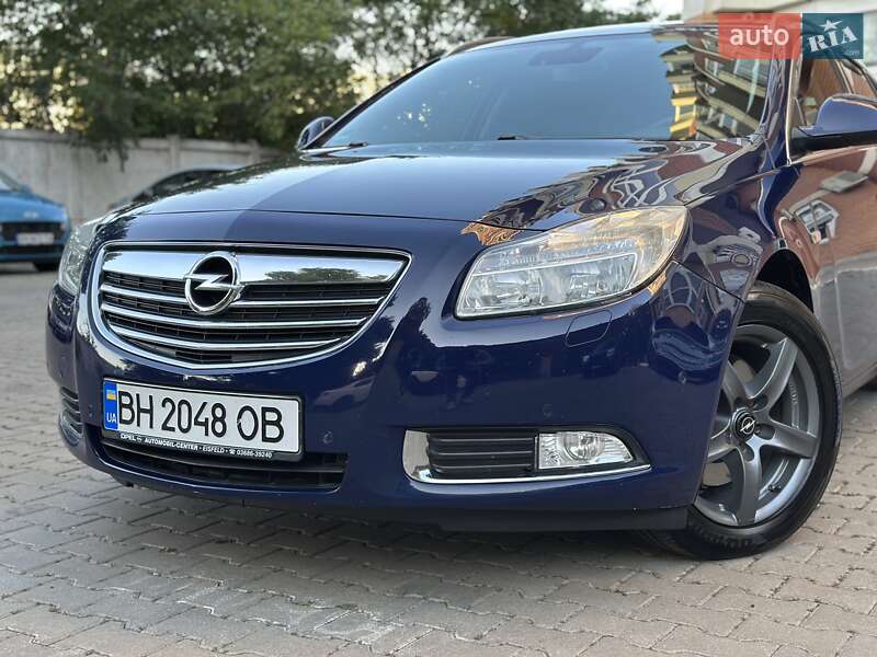 Opel Insignia 2011