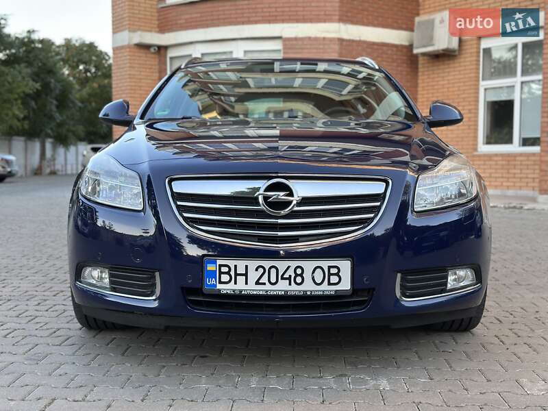 Opel Insignia 2011