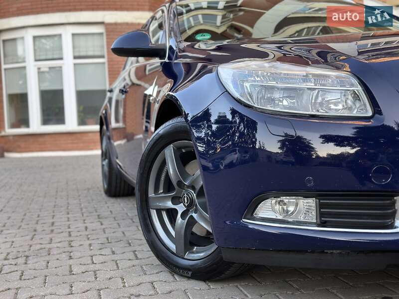 Opel Insignia 2011