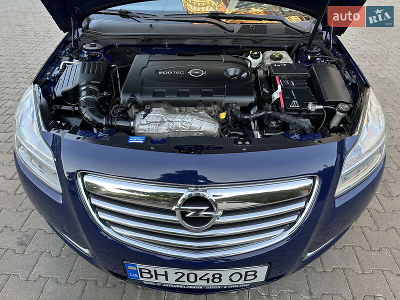Opel Insignia 2011