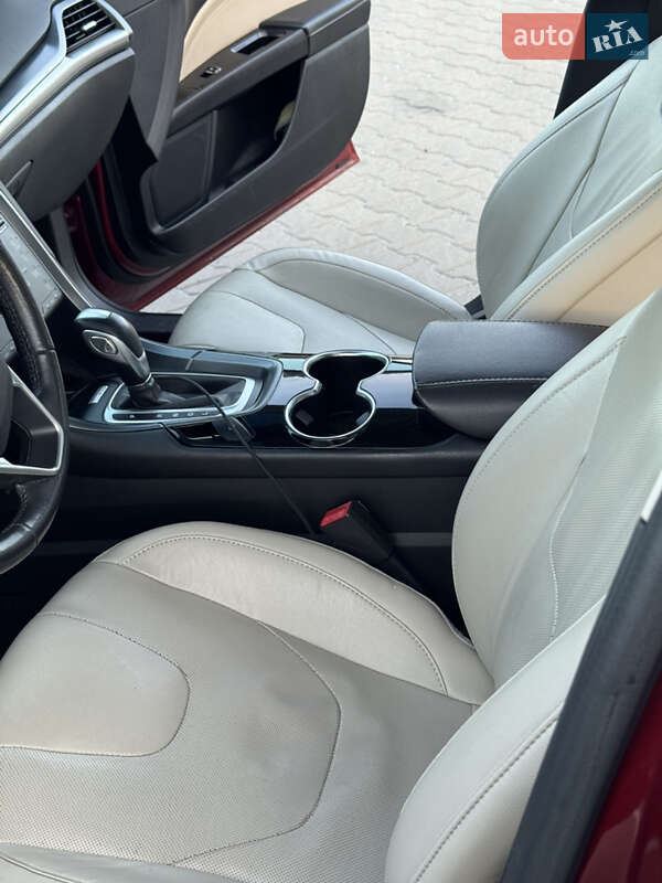 Ford Fusion 2014