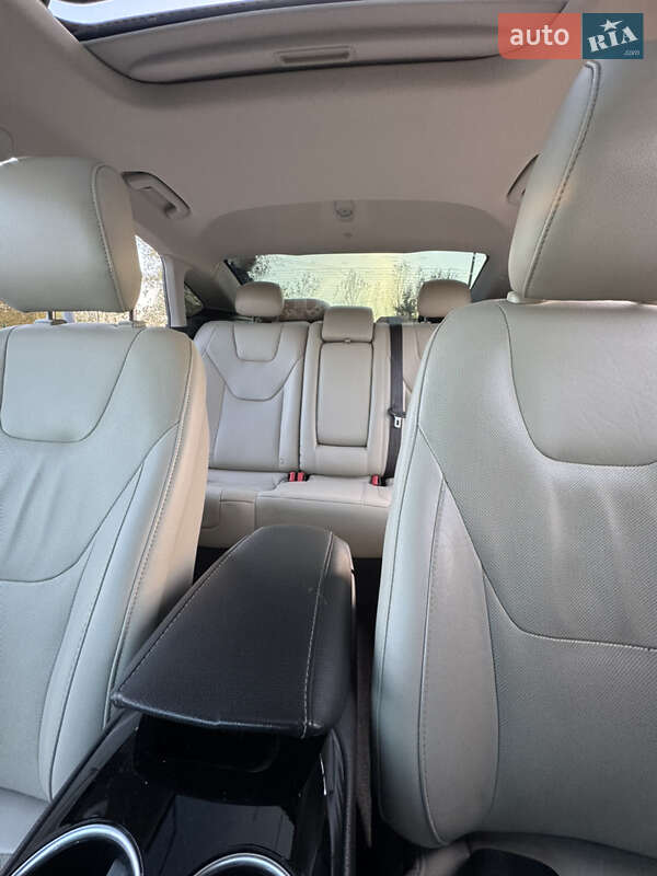 Ford Fusion 2014