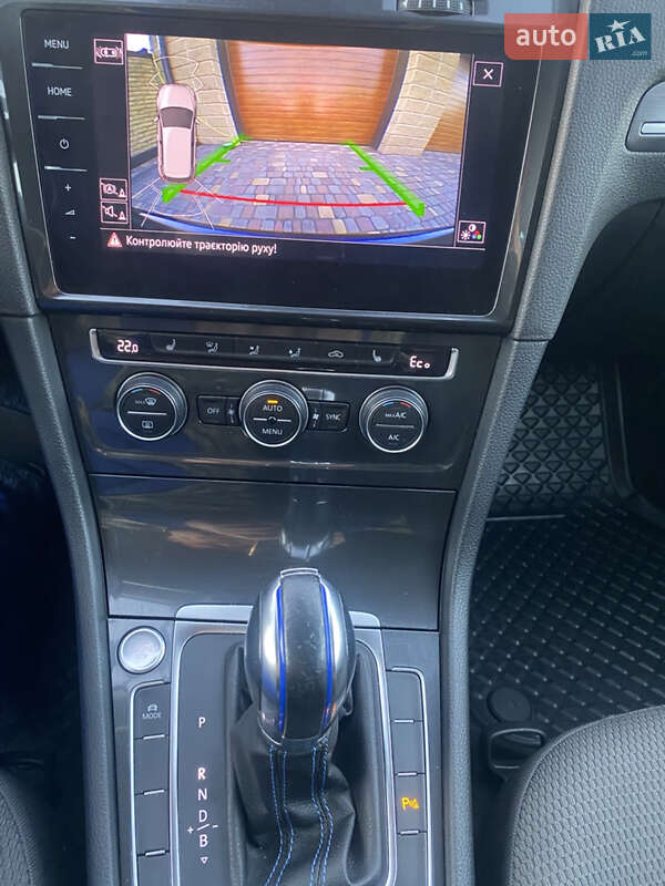 Volkswagen e-Golf 2017