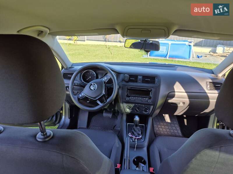 Volkswagen Jetta 2014