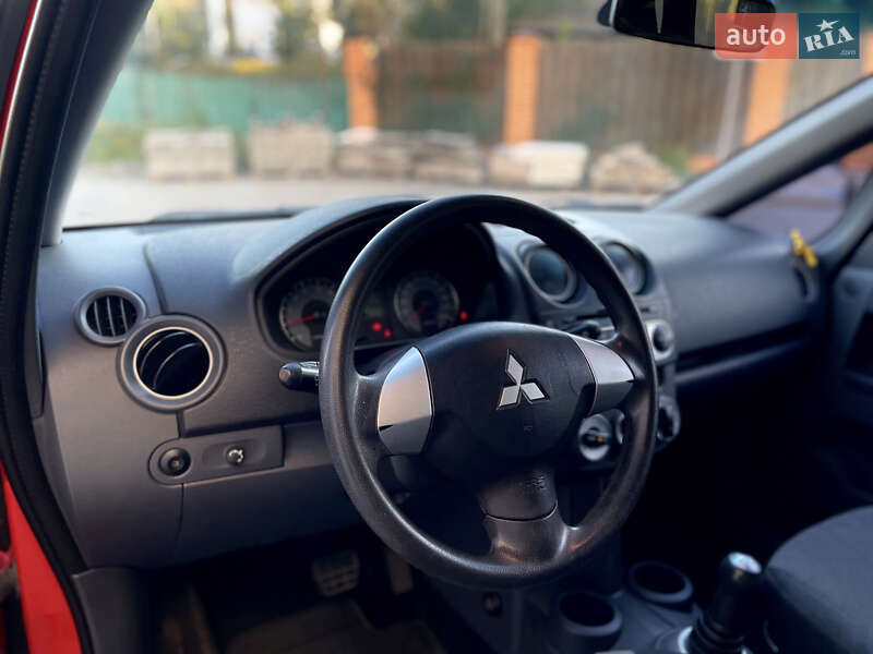 Mitsubishi Colt 2009