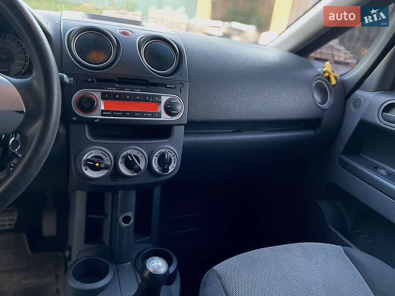 Mitsubishi Colt 2009