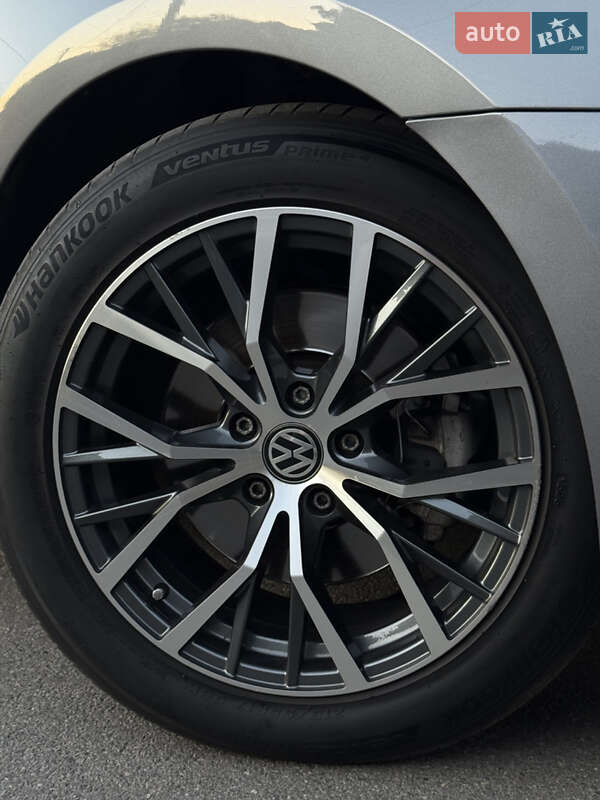 Volkswagen Passat 2012