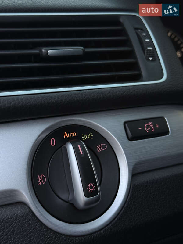 Volkswagen Passat 2012