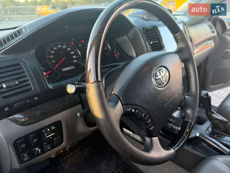 Toyota Land Cruiser Prado 2008