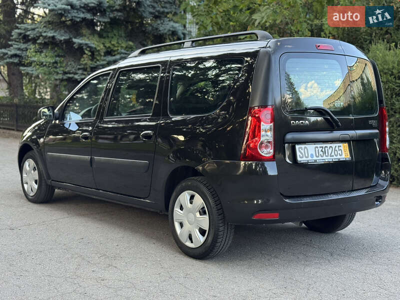 Dacia Logan MCV 2011