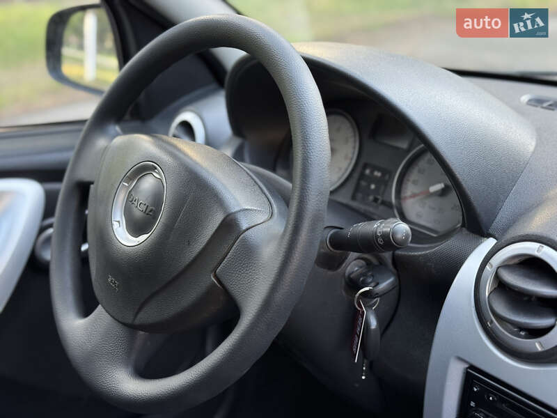 Dacia Logan MCV 2011