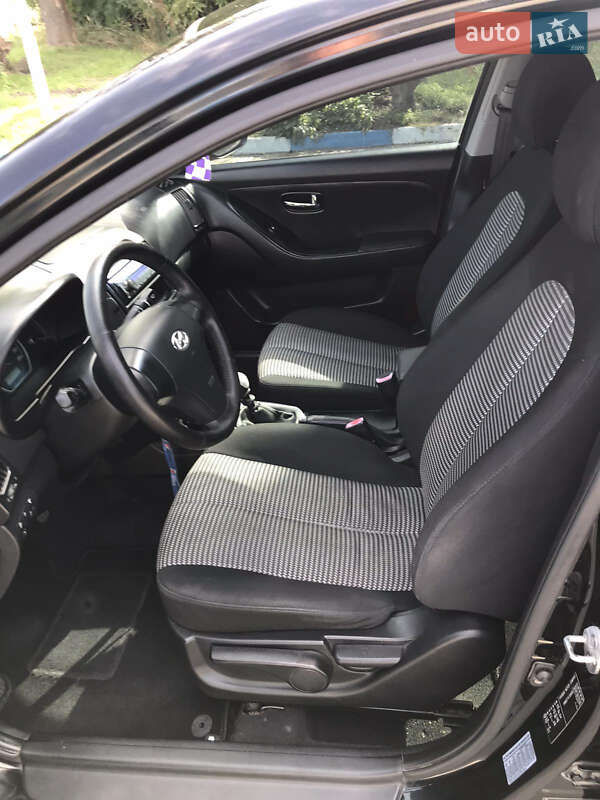 Hyundai Elantra 2010