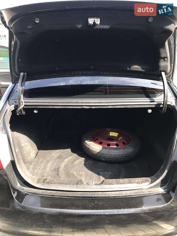 Hyundai Elantra 2010