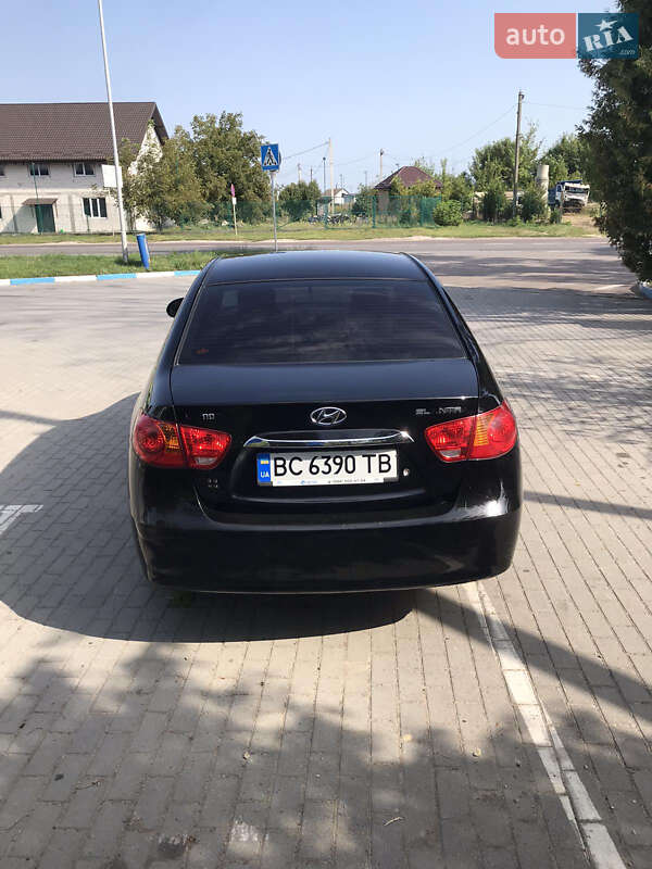 Hyundai Elantra 2010