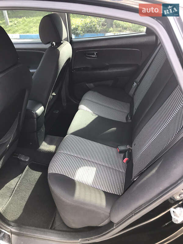 Hyundai Elantra 2010