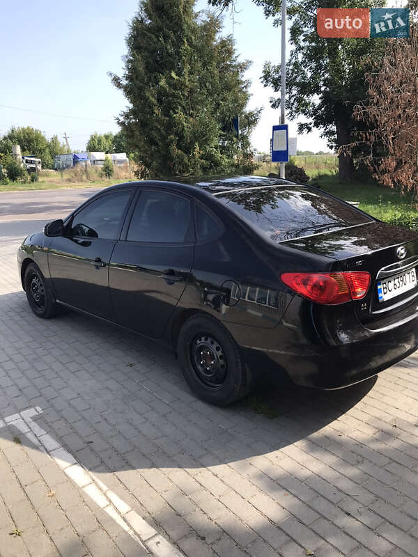 Hyundai Elantra 2010