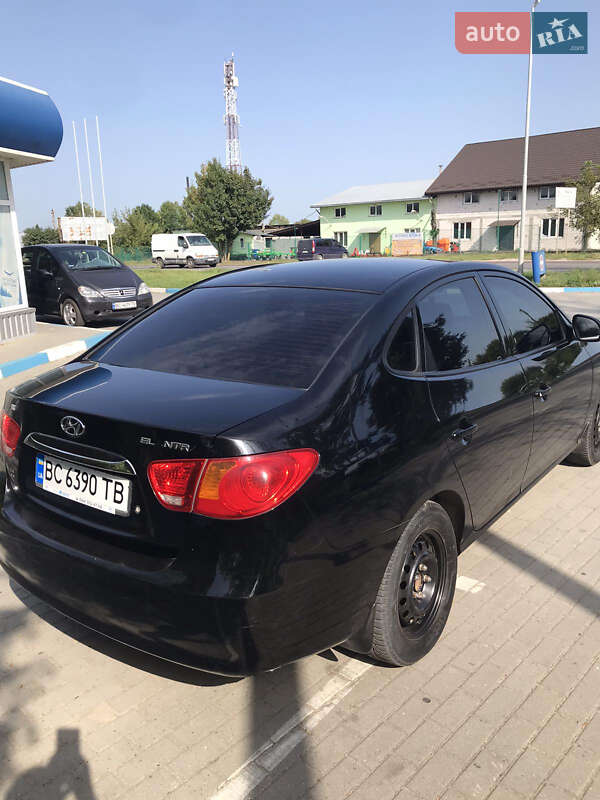 Hyundai Elantra 2010