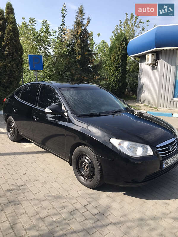 Hyundai Elantra 2010