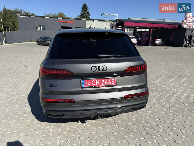 Audi-6