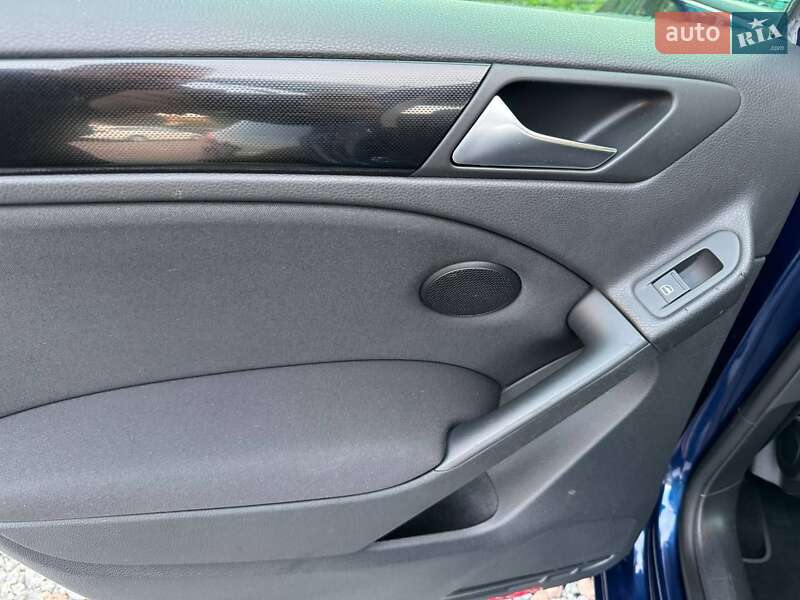 Volkswagen Golf 2010