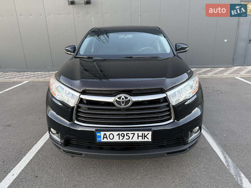 Toyota Highlander 2016