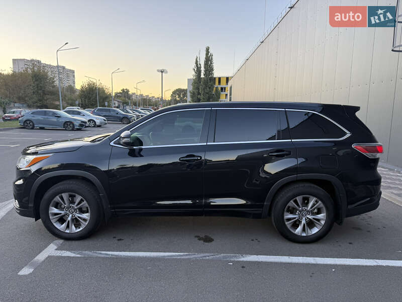 Toyota Highlander 2016