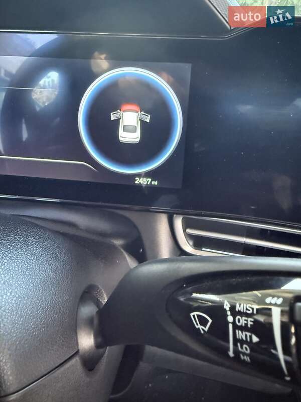 Hyundai Elantra 2024