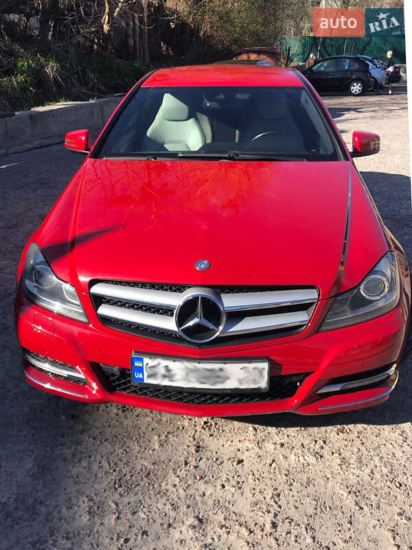 Mercedes-Benz C-Class 2012