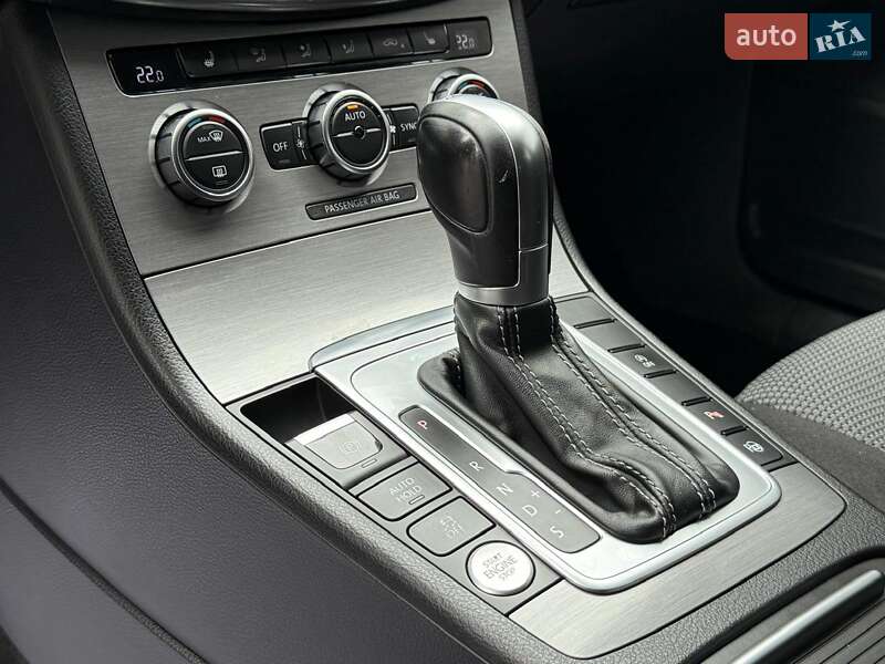 Volkswagen Passat 2014