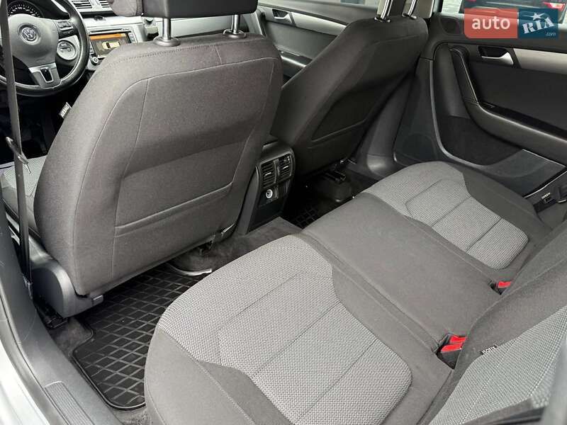 Volkswagen Passat 2014