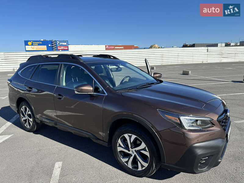 Subaru Outback 2020