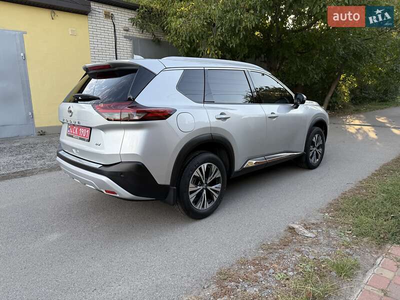 Nissan Rogue 2021