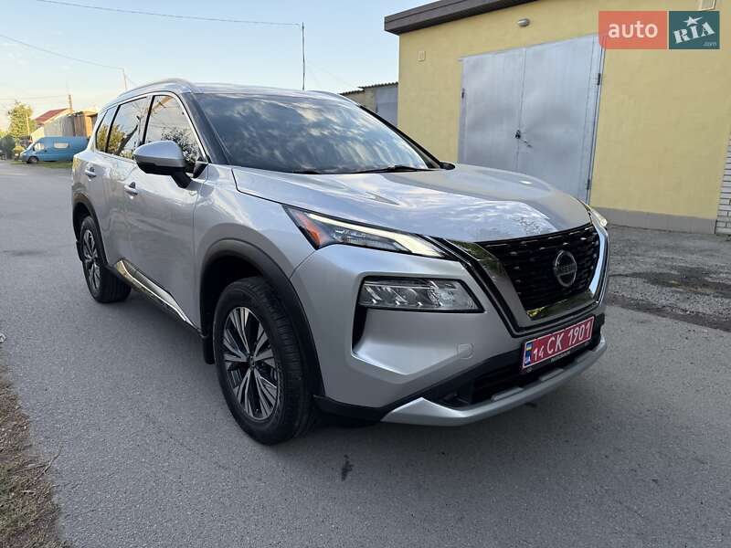 Nissan Rogue 2021