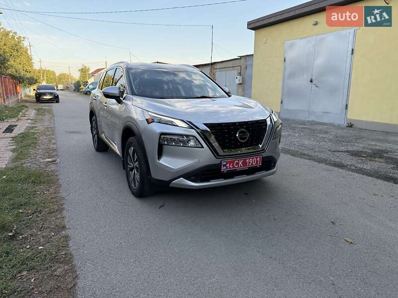 Nissan Rogue 2021