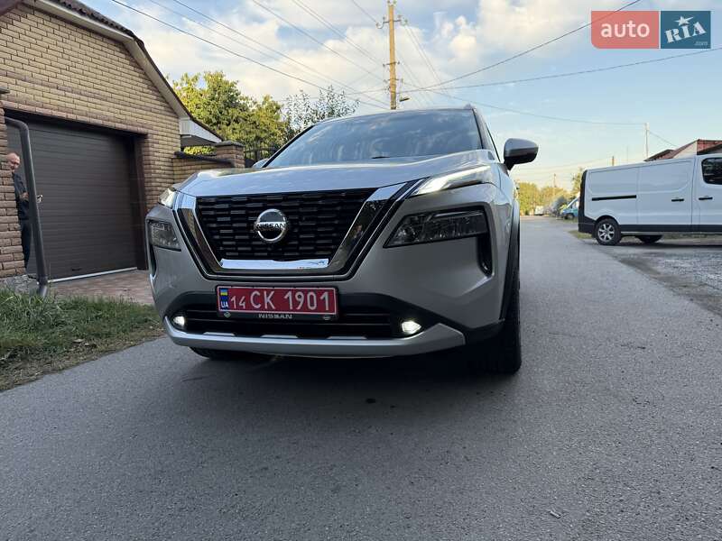 Nissan Rogue 2021