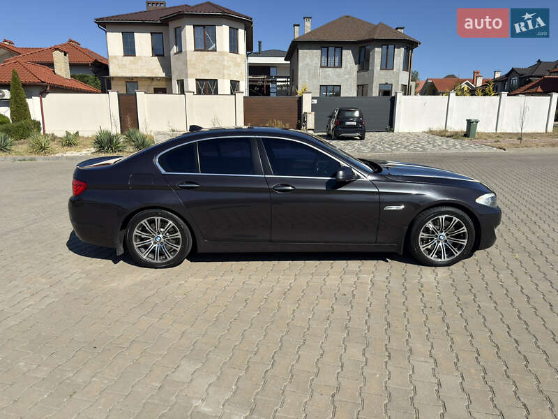 BMW 5 Series 2012